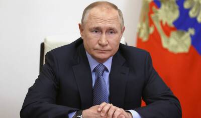 Владимир Путин поручил доработать план борьбы с ковид с учётом нового штамма из ЮАР