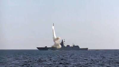 Путин сообщил об успешном испытании новой гиперзвуковой ракеты
