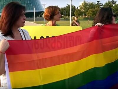 С петербургского гееборца взыщут штраф за оскорбление ЛГБТ-активистки из Екатеринбурга