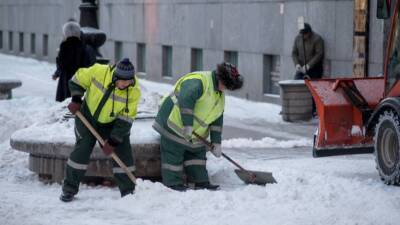 Снежный циклон «Бенедикт» гостит в Петербурге: репутация губернатора под угрозой