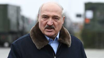Лукашенко готов вернуть в Белоруссию ядерное оружие