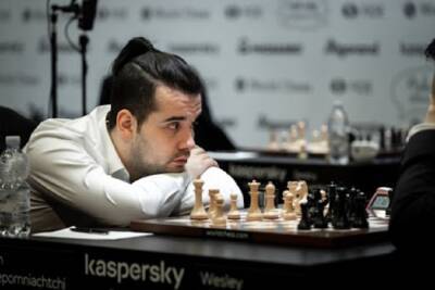 Непомнящий и Карлсен сыграли вничью в 4-й партии матча за шахматную корону