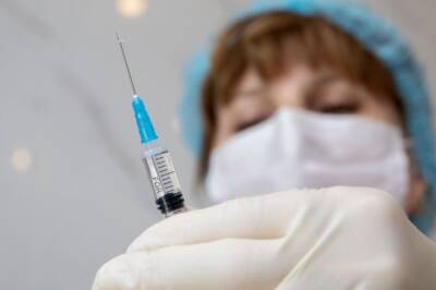 В России число вакцинированных от коронавируса превысило 70 млн