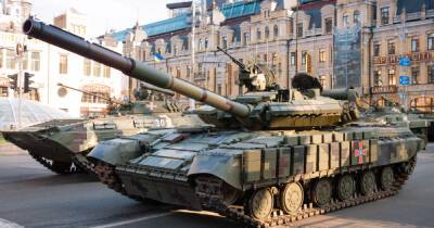 В Харькове модернизировали командирский танк Т-64БВК (ВИДЕО)