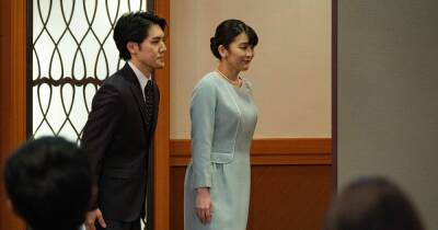 Отец мятежной японской принцессы Мако осудил журналистов, критикующих его дочь