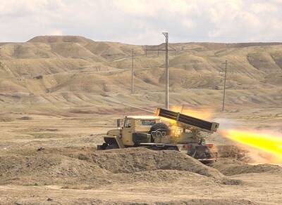 В Азербайджане проведены тактические учения минометных и артиллерийских подразделений с боевой стрельбой (ФОТО/ВИДУО)
