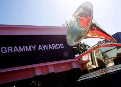 АВВА, Тейлор Свифт и Леди Гага: названы номинанты на премию «Грэмми-2022»