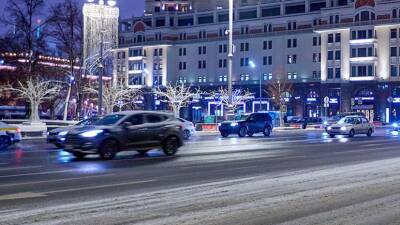 Автоэксперт Славнов напомнил о важности соблюдения скоростного режима в ветреную погоду