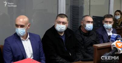 Экс-чиновники "Укрэксимбанка" не признали на суде свою вину в нападении на журналистов "Схем"