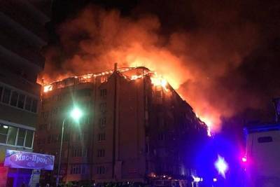В здании бывшей гостиницы в Саратове произошел пожар