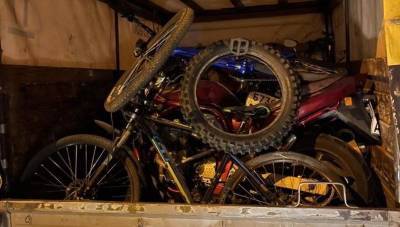 Водителя грузовой «Газели» задержали за кражу мотоциклов и велосипедов с СТО в Новосибирске
