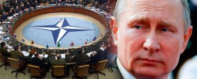 Экс-генсек НАТО Джордж Робертсон: Путин всерьез задумывался о вступлении в альянс