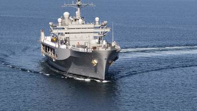 Черноморский флот приступил к контролю за кораблем ВМС США Mount Whitney
