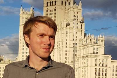 Из России выслали нидерландского журналиста Тома Веннинка