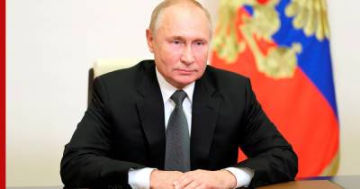 Путин поздравил россиян из Севастополя с Днем народного единства