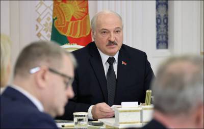 Лукашенко не рвется возглавить Всебелорусское собрание. Но придется?