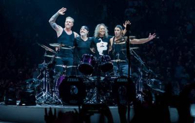 Россиянин через суд потребовал от группы Metallica миллиард долларов