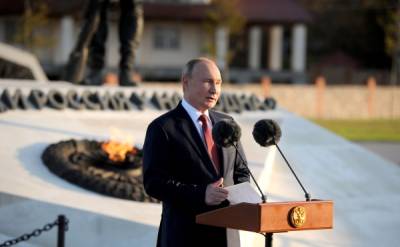 Путин, поздравляя россиян с Днем народного единства, заявил, что Крым всегда будет частью РФ