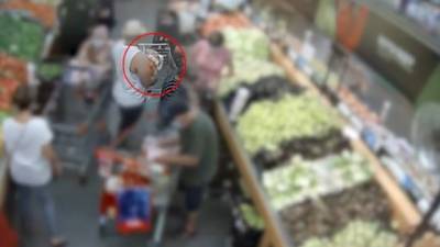 Кладете сумку в тележку? У покупателей в центре Израиля украли сотни тысяч шекелей