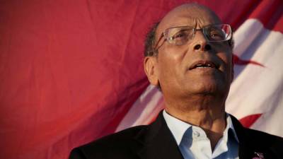 Власти Туниса объявили в розыск бывшего президента страны Марзуки