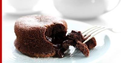 Романтический десерт: рецепт шоколадного фондана с кофе
