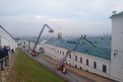 В ходе пожара в Киево-Печерской Лавре мешали работе журналистов. Возбуждено дело