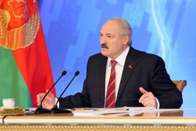 Лукашенко получил обновленную конституцию Белоруссии