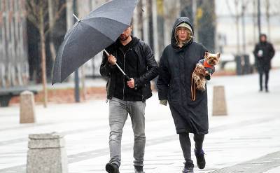 На эти выходные в Москве штормовой ветер и ливень. Прогноз погоды от Гисметео на субботу и воскресенье