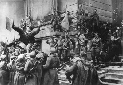 Как красноармейцы в Берлине отмечали взятие Рейхстага - Русская семерка