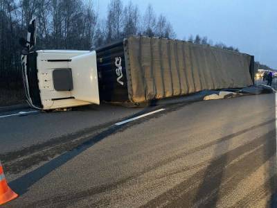 После ДТП перекрыли шоссе М-7 в Лысковском районе Нижегородской области