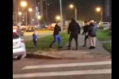 В Новой Москве кавказцы напали на мужчину с ребенком