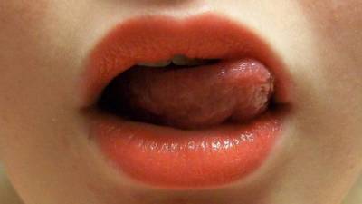 Express: пятна на языке и во рту могут быть признаками рака ротовой полости