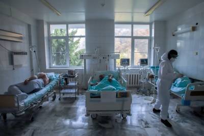 В России за сутки зафиксировано 40 735 случаев заражения коронавирусом