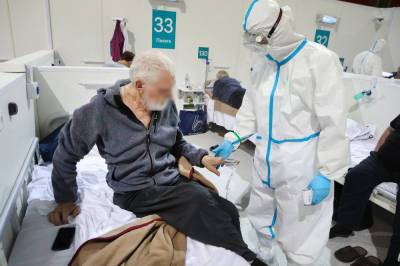 Коронавирусом в России заболели еще 40735 человек