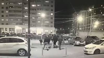 Избиение мужчины в Москве: опубликовано видео начала инцидента