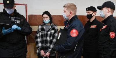 Контролеры в нерабочие дни выявили 10 тысяч нарушений масочного режима в московском транспорте