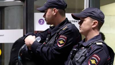 На юге Москвы проходят массовые задержания мигрантов после драки