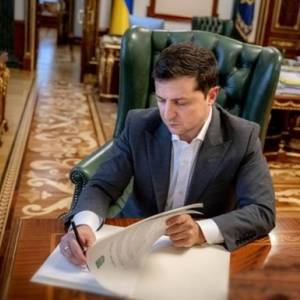 Президент подписал закон о деолигархизации