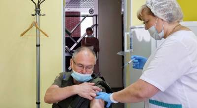 Власти продлили розыгрыш 100 000 рублей за вакцинацию от COVID-19
