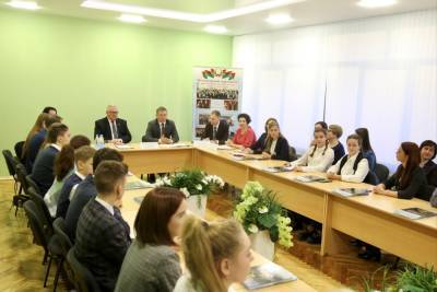 Игорь Карпенко: «Молодежный парламентаризм – движение, которое играет значимую роль в реализации государственной молодежной политики»