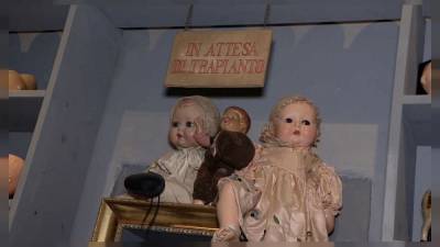 Вернуть детские воспоминания: в Неаполе работает больница для кукол