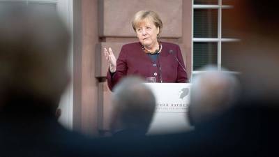 Меркель назвала особенными отношения Берлина с Москвой