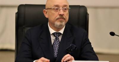 Зеленский вывел Резникова из состава делегации в ТКГ: кто получил его кресло