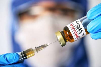 В столице Вьетнама медики ошибочно привили младенцев вакциной от коронавируса