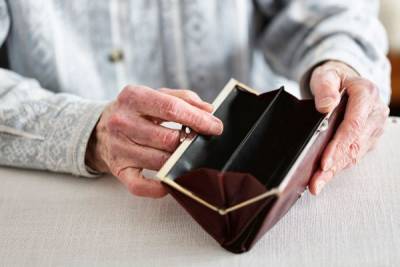 Депутат Делягин считает медленную индексацию пенсий причиной обнищания стариков