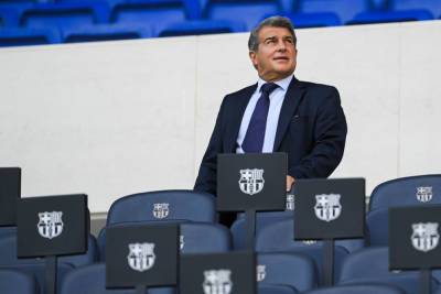 Президент Барселоны подтвердил назначение Хави на пост наставника клуба