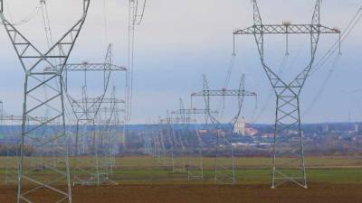 Белоруссия начала поставлять электроэнергию на Украину