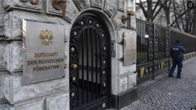 В Берлине российский дипломат найден мёртвым перед зданием посольства РФ