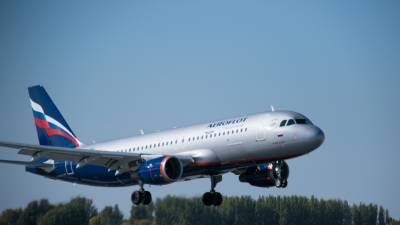 Первый за 19 месяцев авиарейс с туристами из России прибыл на Пхукет
