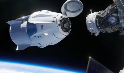 "Туалет на ремонте": астронавты вернутся с МКС в памперсах